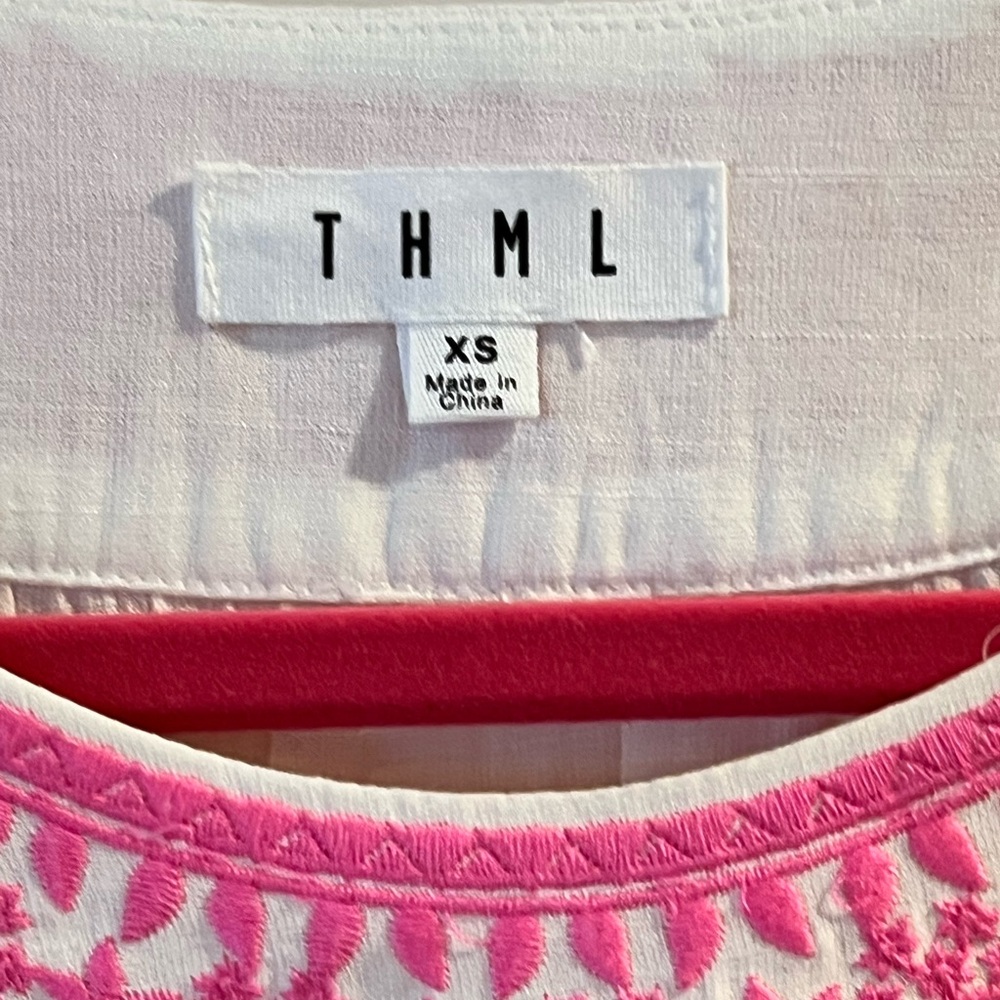 THML White and Pink Embroidered Top XS
HOST PICK 🌸 - Picture 3 of 8